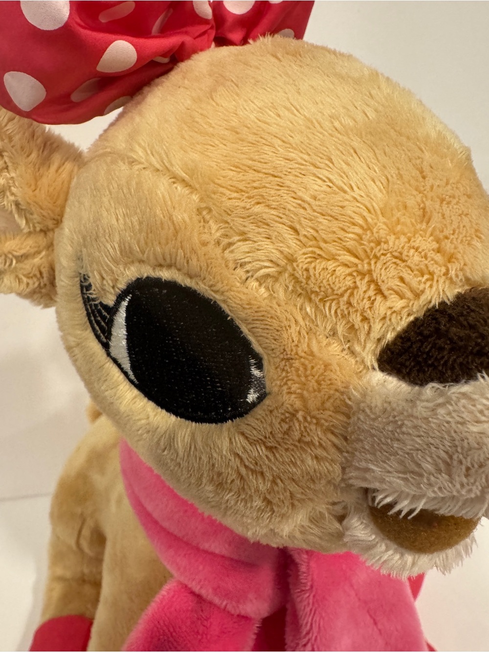 Clarice Reindeer plush from Rudolph - Picture 3 of 6